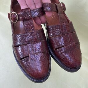 Vintage reddish brown Joan & David leather shoes